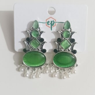 Emerald-Noir-Teardrop-Earrings-img-pid-122