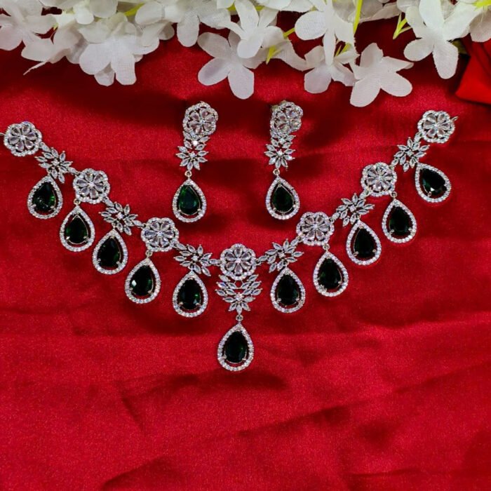 Diamond-Cut-Black-Teardrop-Necklace-&-Earrings-Set
