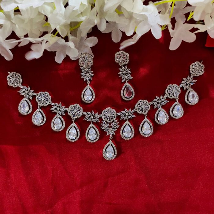 Diamond-Cut-White-Teardrop-Necklace-&-Earrings-Set