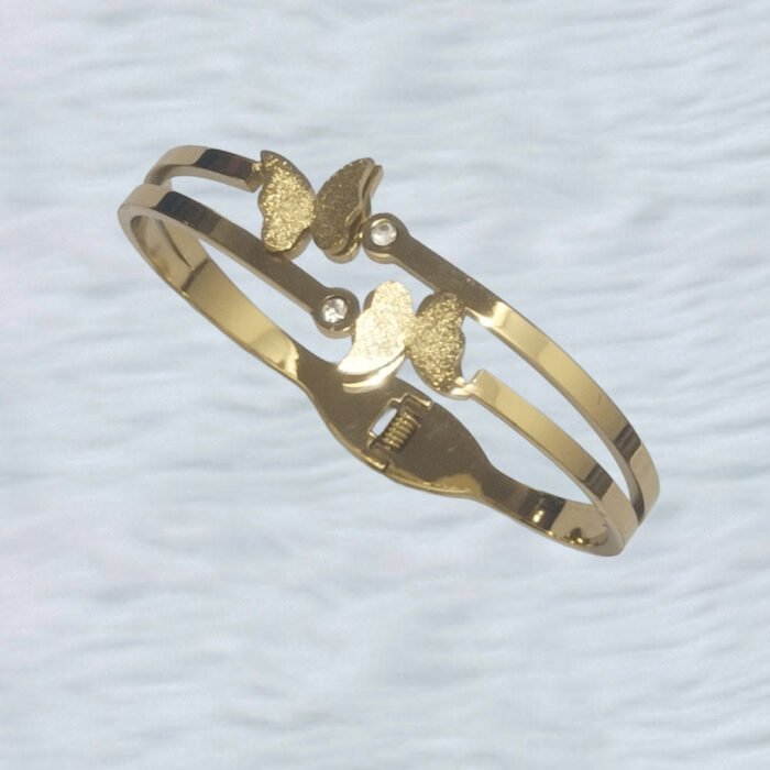 Gold-Butterfly-Bracele-for-women