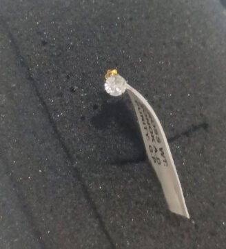 diamond-cut-nose-pin-image