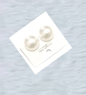 oversized-pearl-stud-earrings-Saajworld-Update